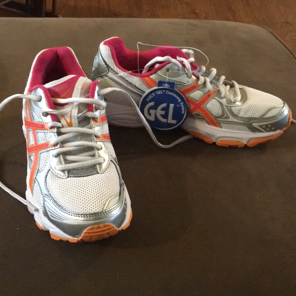 Brand new Asics Gel-Galaxy 5 shoes!